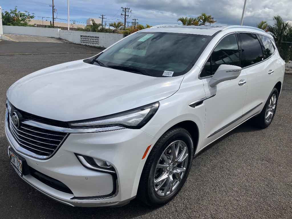 2022 Buick Enclave Premium in White Frost Tricoat — front three-quarter view